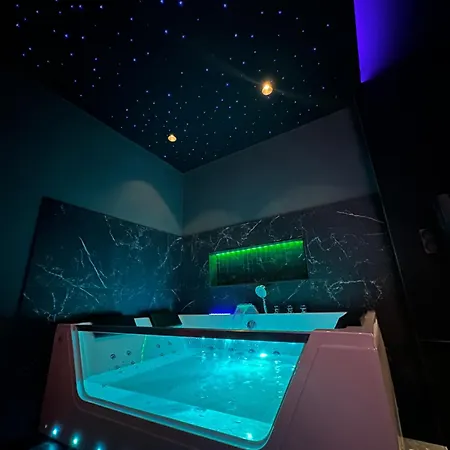 Loft, And דירה Bourg-Saint-Christophe