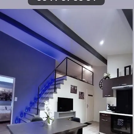 Appartement Loft, And *