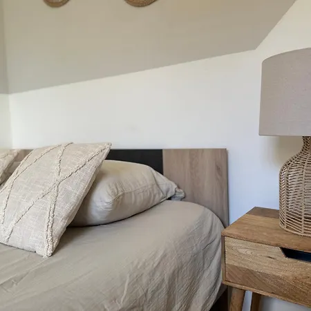 Apartman Loft, And Bourg-Saint-Christophe